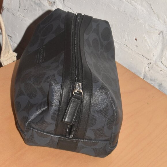 COACH Blue Leather All Over C Dopp Kit Make up BAG - Picture 5 of 7